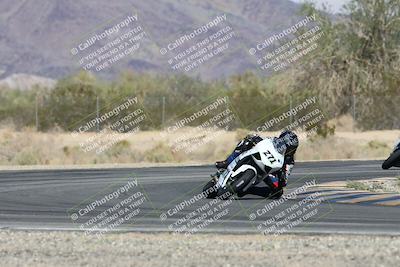 media/Nov-01-2025-CVMA (Sat) [[fc0f7531b8]]/Race 7-Formula Twins-Formula 40 UL/